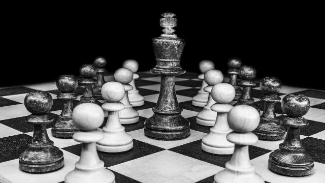 DIFERENTES FORMAS DE DEFINIR LA ESTRATEGIA EMPRESARIAL